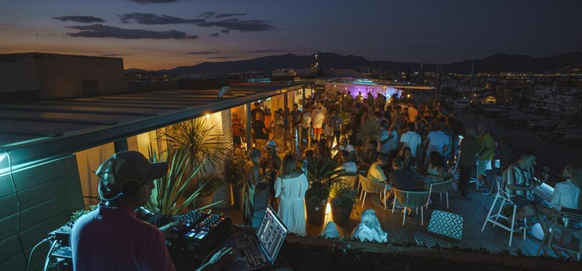 Sol 8-Studio In The Beach & Downton Empuriabrava Exterior foto